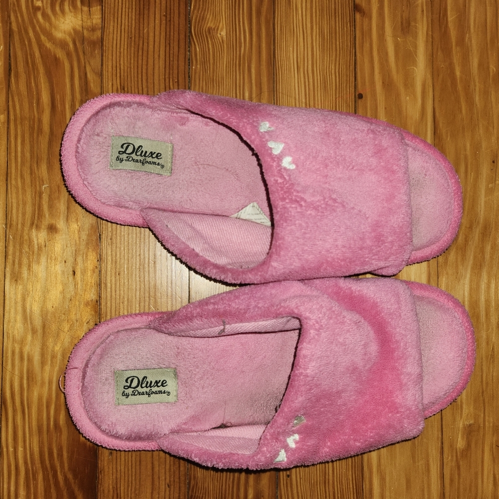 Deluxe by Dearfoams Women's Size Large 9-10 Pink Heart Slippers